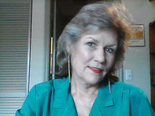 Oracle Olivia psychic online chat